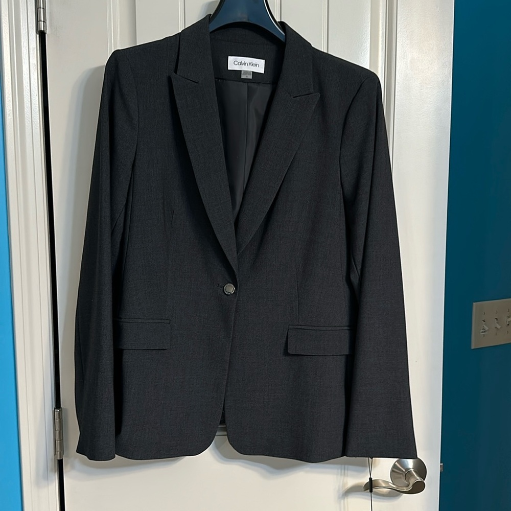 Calvin Klein size 14 sportcoat – women’s. Gray